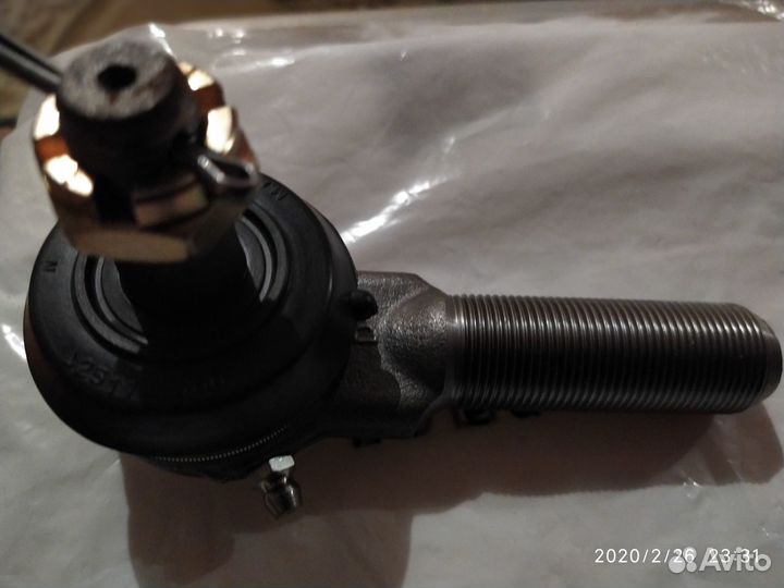 Nissan Patrol рулевой наконечник