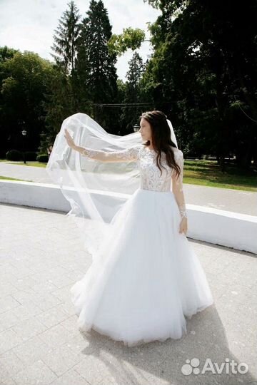 Свадебное платье