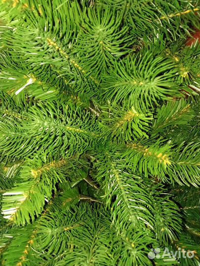 Елка искусственная