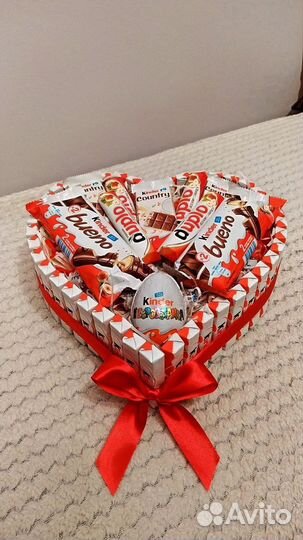 Сердце из конфет