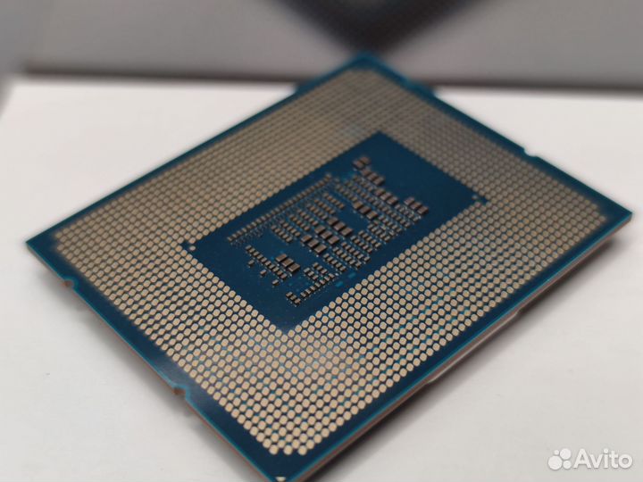 Процессор LGA 1200 Intel Core i3 10105F (новый)