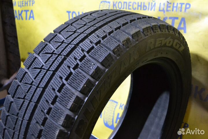 Bridgestone Blizzak Revo GZ 225/55 R17