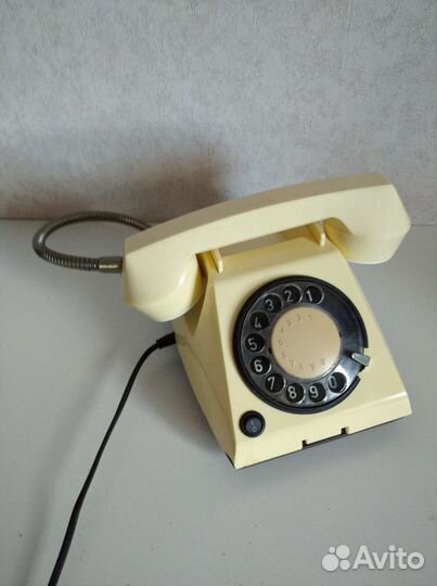 Лампа настольная