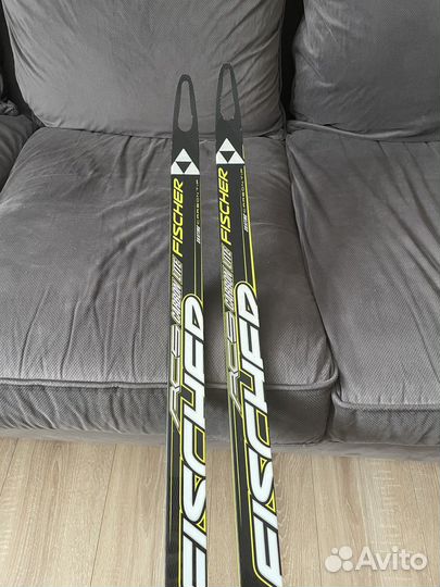 Беговые лыжи Fisher