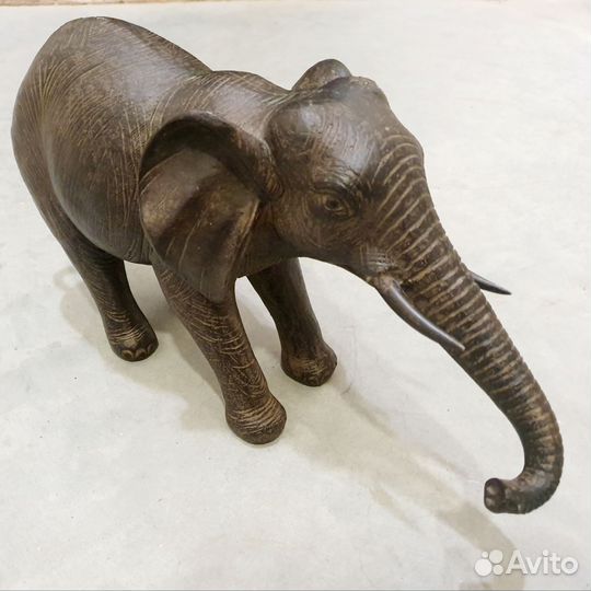 Статуэтка слон