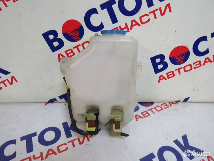 Бачок омывателя honda stepwgn RF3, RF4, RF5, RF6