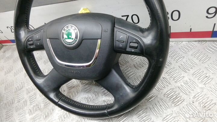 Руль Skoda Octavia 2 (A5) 2009