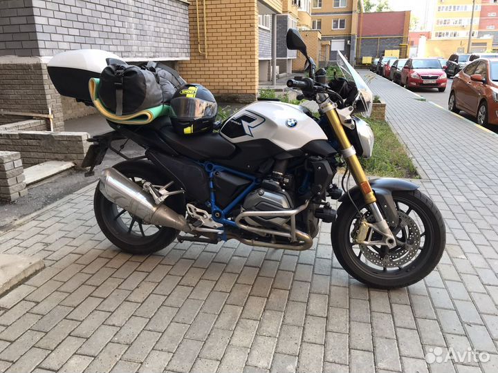 BMW R1200R