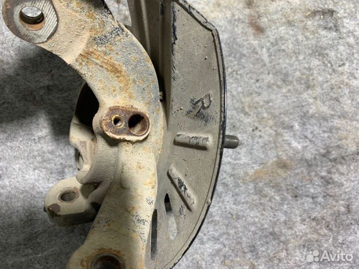 Кулак поворотный передний правый Hyundai Solaris 2