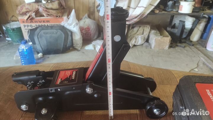 Гидравлический подкатной домкрат 2 тонны