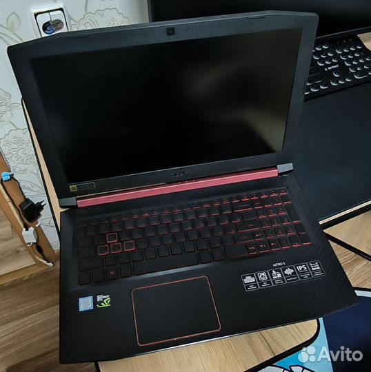 Acer Nitro 5 AN515-52-56Z7