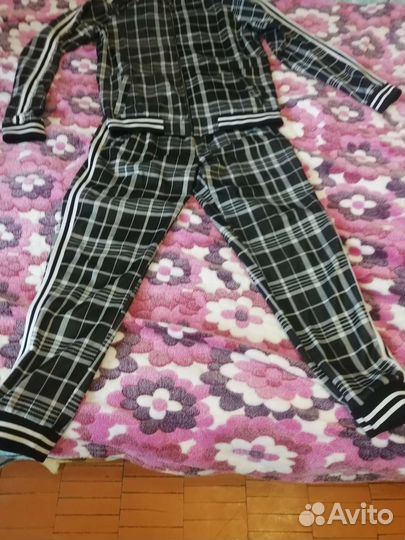 Спортивный костюм