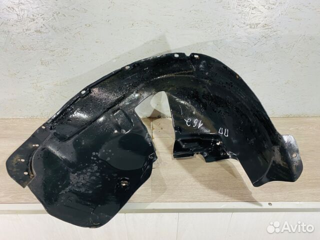 Подкрылок передний правый renault duster 1.6 мт
