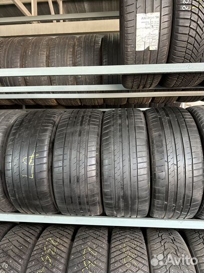 Michelin Pilot Sport 4 235/45 R18 98Y