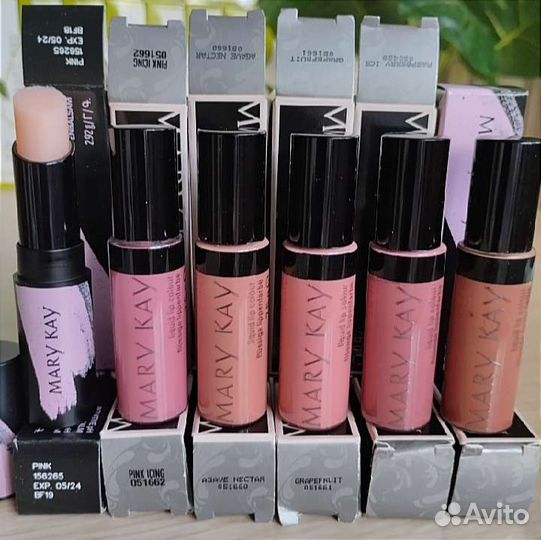 Жидкая помада, бальзам Mary Kay