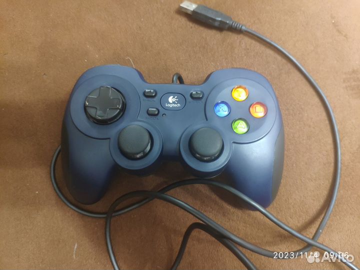 Джойстик F310