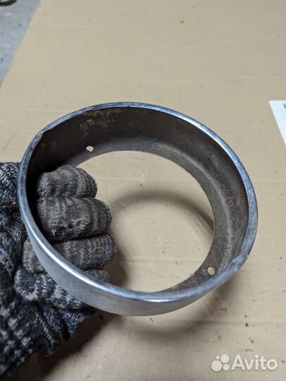 Ободок в противотуманную фару газ 13 чайка