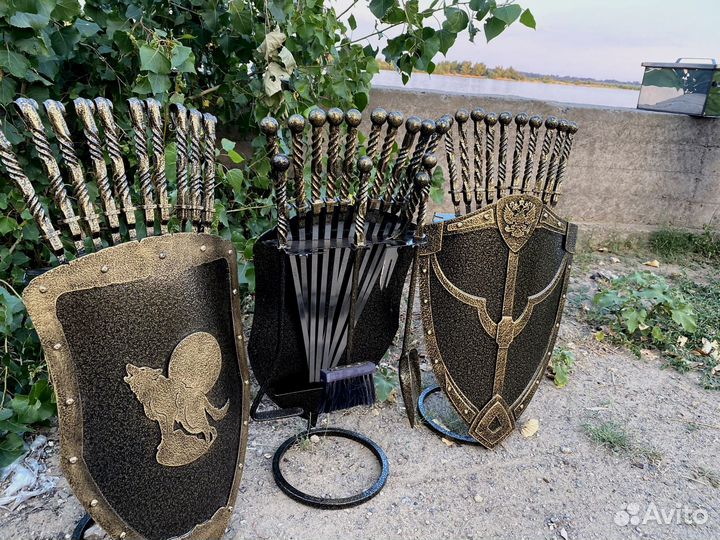 Подставка под шампуры