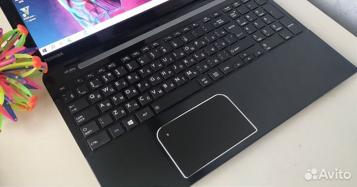 Ноутбук Toshiba/4 ядра/dota 2