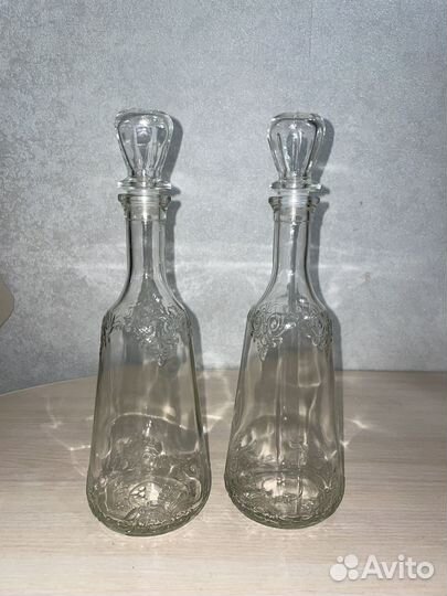 Стеклянные графины