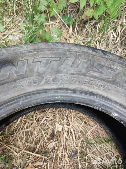 Hankook Ventus ST RH06 235/60 R17