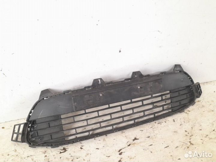 Решетка бампера Kia Rio 4 2017-2020