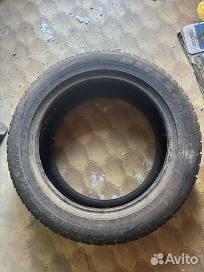 Bridgestone Blizzak DM-V1 225/55 R17