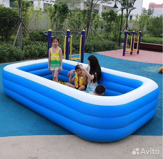 Детский надувной бассейн