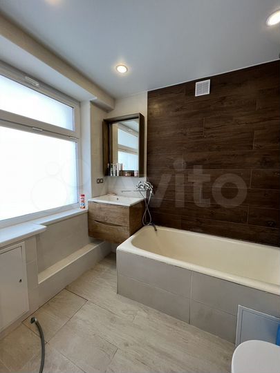 Дом 164 м² на участке 5 сот.