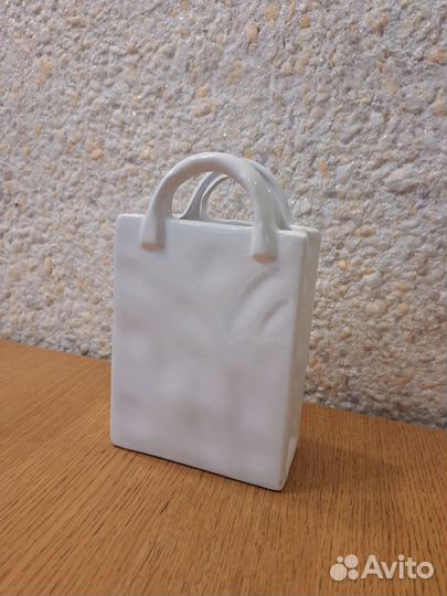 Керамическая ваза