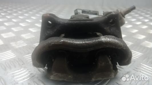 Суппорт тормозной задний левый mazda 3 BM (4GM22LS01)