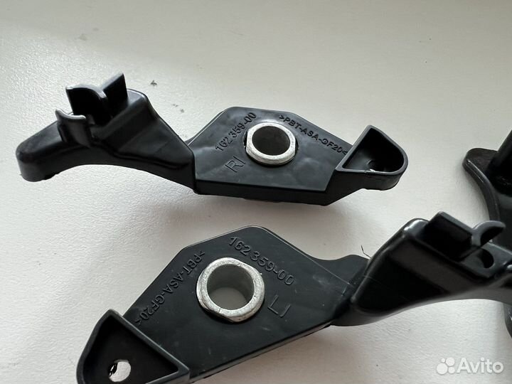 Ремонтные крепления фар BMW E60 Е60 ремкомплект