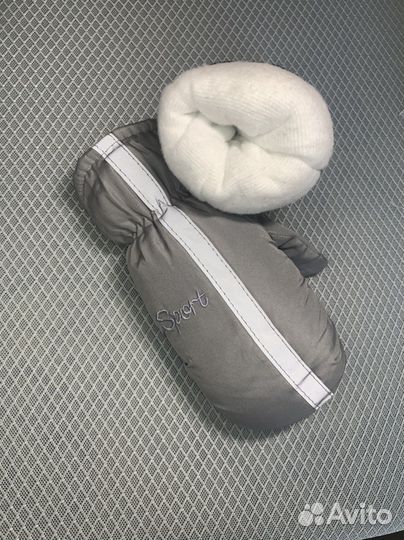 Варежки новые зимние детские не промокаемые