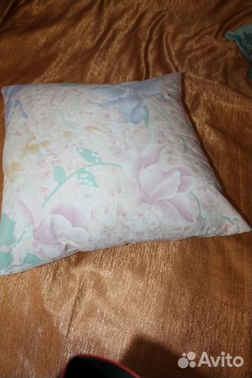 Подушка пух- перо новая