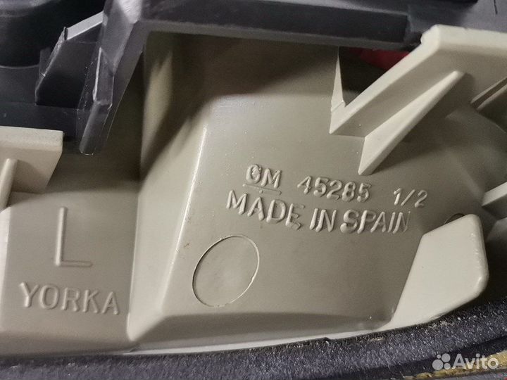 Фонарь задний левый габаритный для Opel Omega B