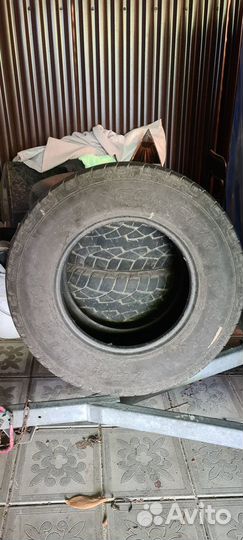 Cooper Zeon LTZ 285/70 R17