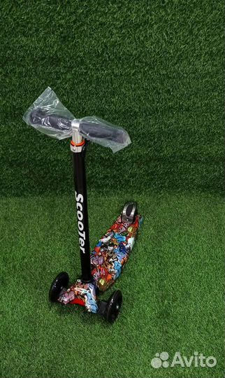 Самокат детский трехколесный