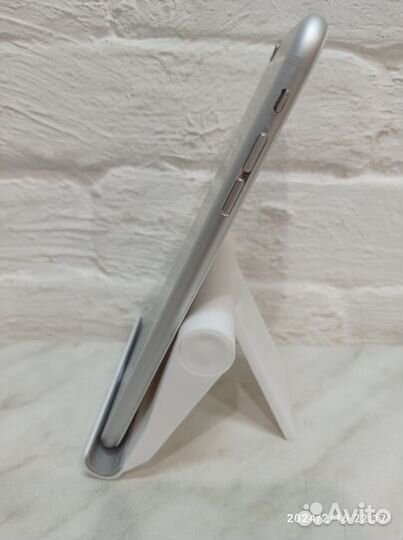iPhone 6S Plus, 16 ГБ