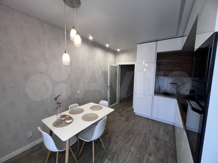 2-к. квартира, 58,9 м², 9/9 эт.