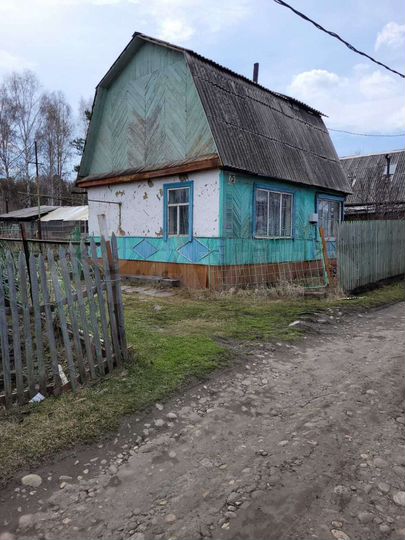 Дача 35 м² на участке 8 сот.