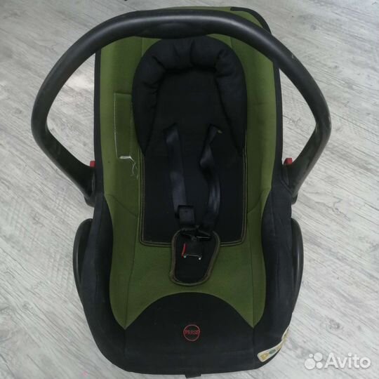 Автомобильное детское кресло от 0 до года