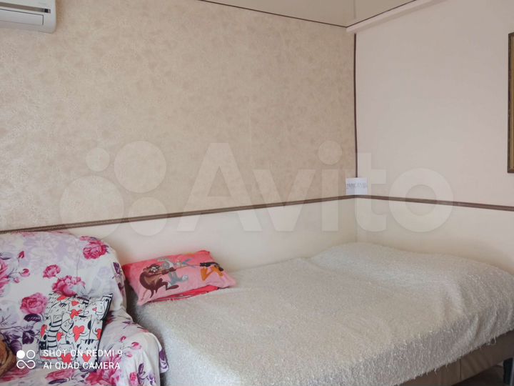 Коттедж 16 м² на участке 6 сот.