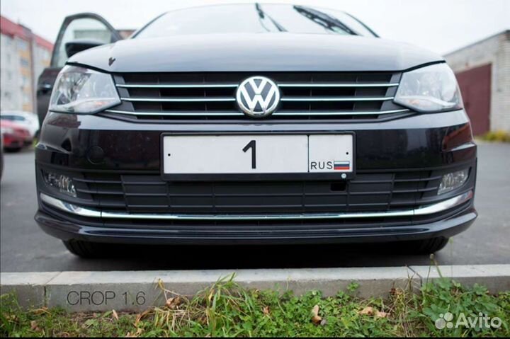 Накладка переднего бампера Polo