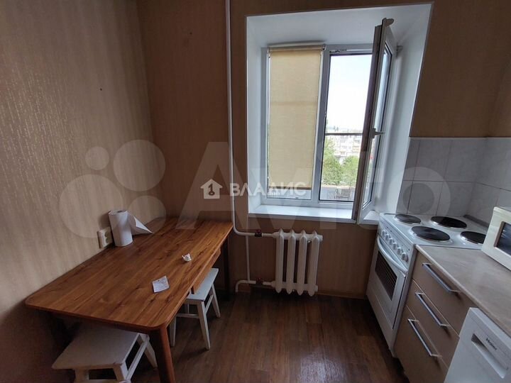 2-к. квартира, 47 м², 3/9 эт.