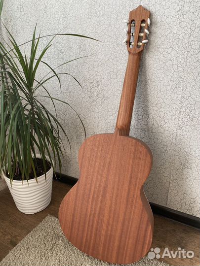Классическая гитара Perez 600-nature