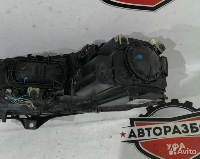 Фара галогеновая правая Mazda 6 GG 2006