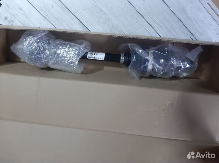 Привод в сборе левый VAG 1.6/1.8/2.0 1K0407271BD