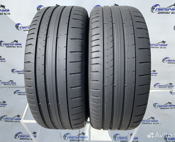 Pirelli P Zero PZ4 225/40 R18 92Y