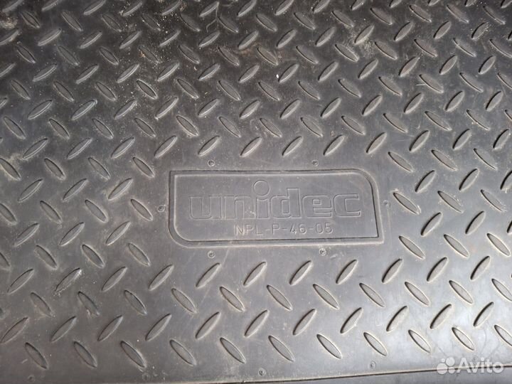 Коврик багажника Дискавери 3,4