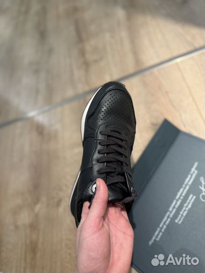 Кроссовки женские tommy hilfiger 39